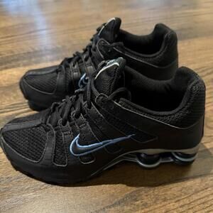 Nike Shox Black & Blue Sneakers Youth Size 4Y
